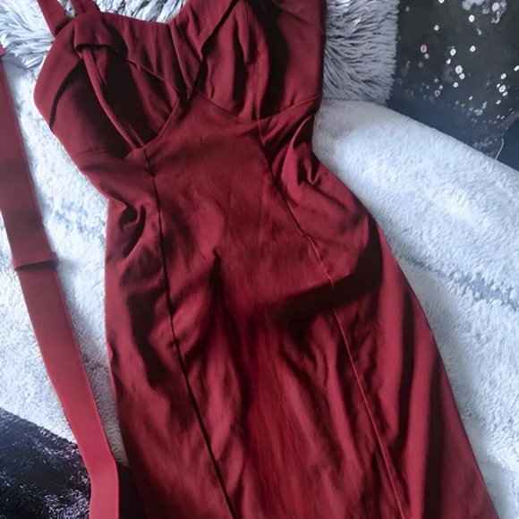 RARE! MANEATER WIGGLE DRESS IN BURGUNDY - VIXEN BY MICHELINE PITT SZ SM NWT - Picture 4 of 7